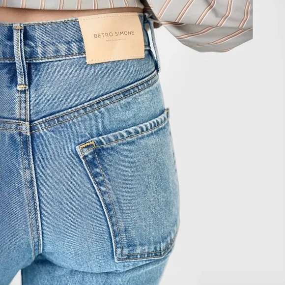 BETRO SIMONE Lindsay Straight Leg Jean | NWT | Size 25 - Picture 4 of 11